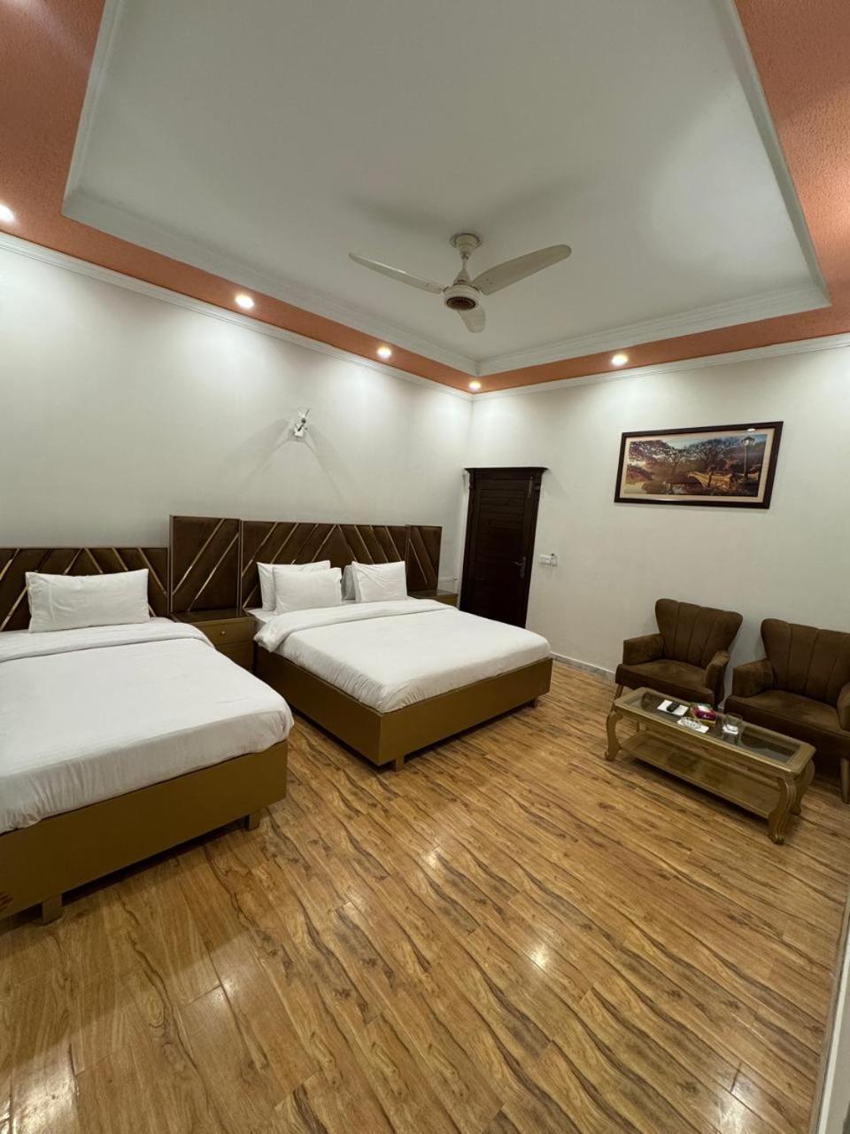 Dream Executive Guest House Ісламабад Екстер'єр фото
