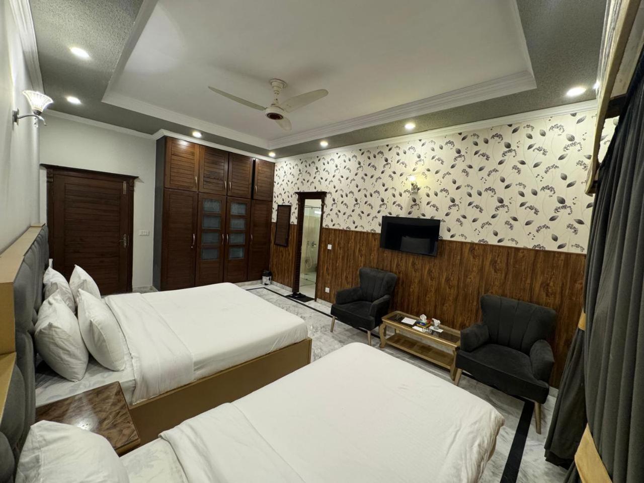 Dream Executive Guest House Ісламабад Екстер'єр фото